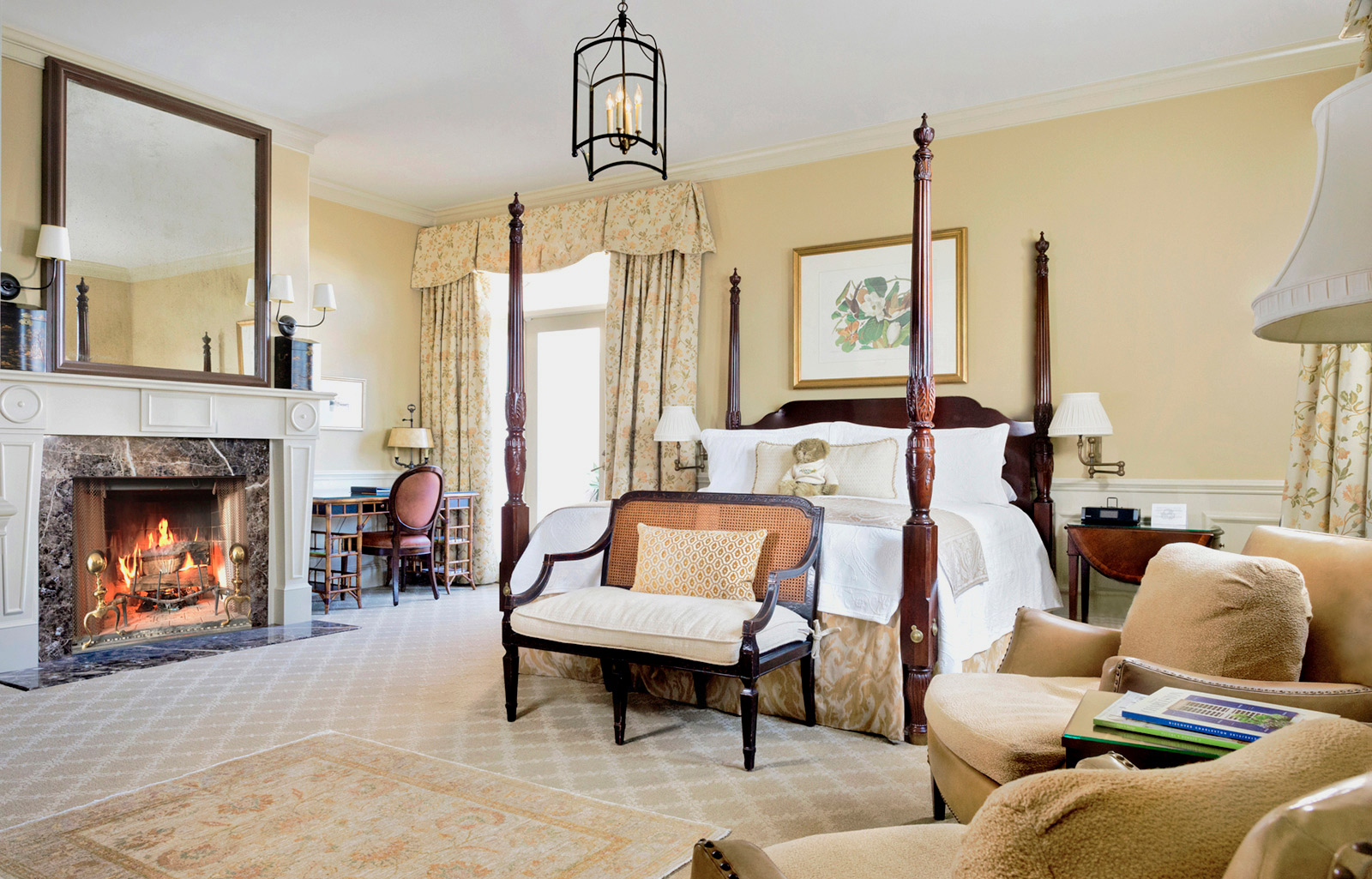 The Penthouse A Charleston hotel penthouse room with private terrace