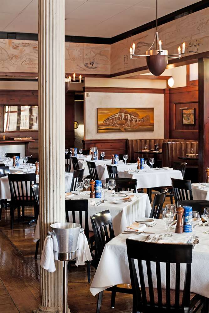 Hank's Seafood Voted Charleston's Best Seafood Restaurant 16 Years