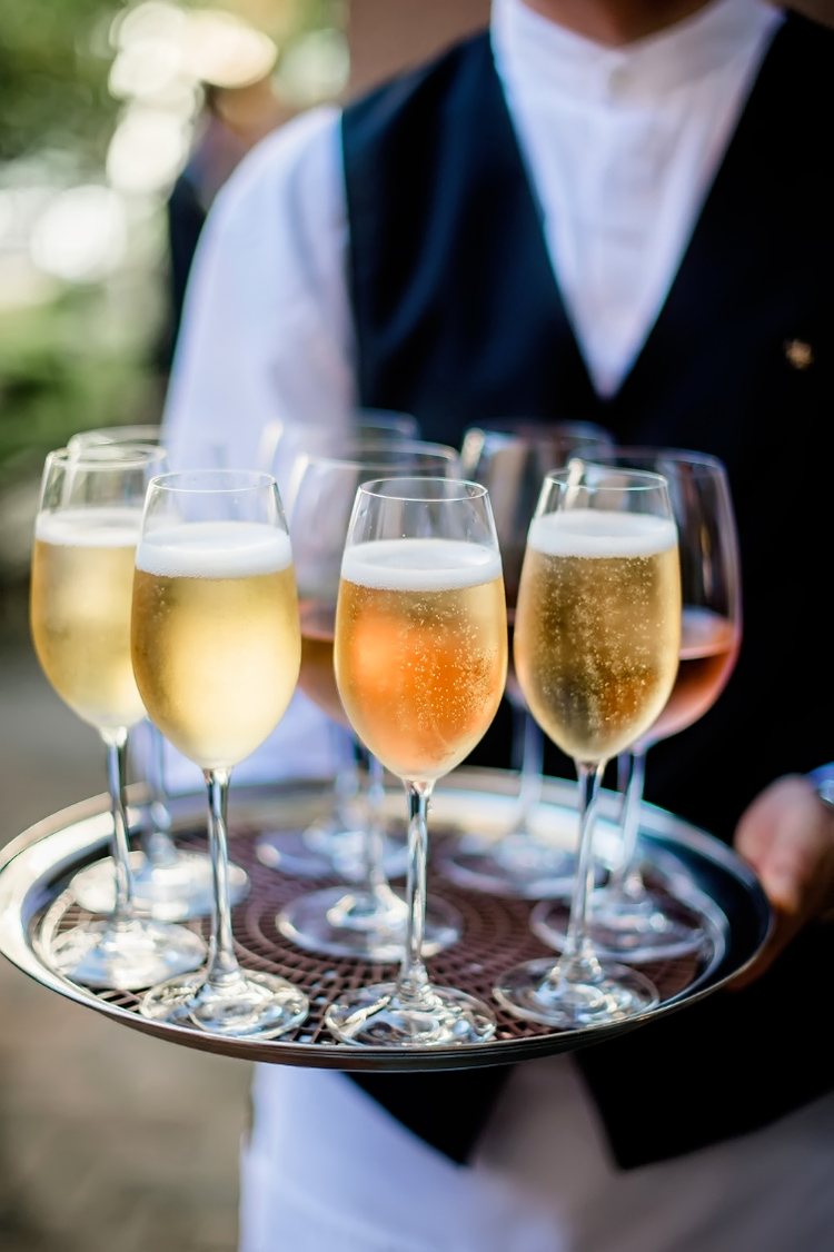 Charleston Wedding Venues ~ Planters Inn and Peninsula Grill The prettiest wedding venues in charleston