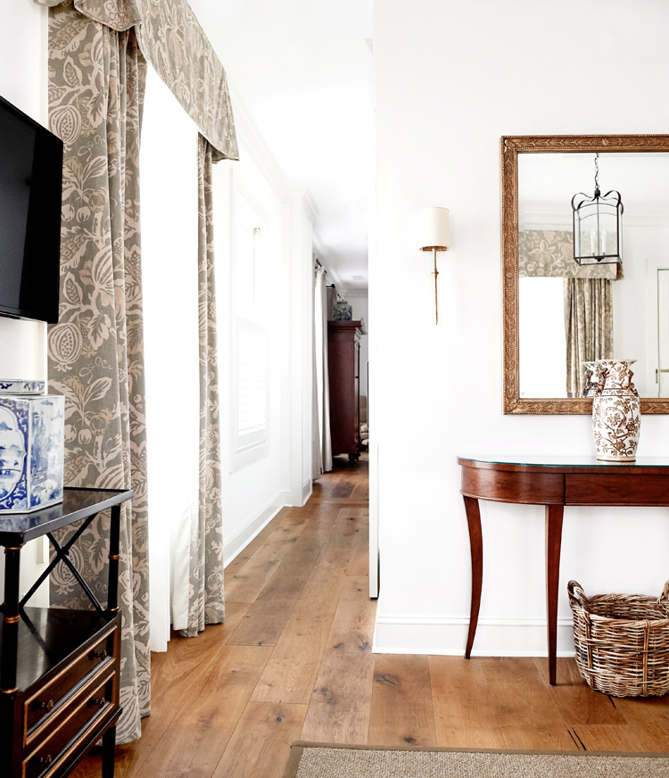 The new Garden Courtyard Hotel Suites in Charleston spacious hotel suites in charleston with hardwood floors