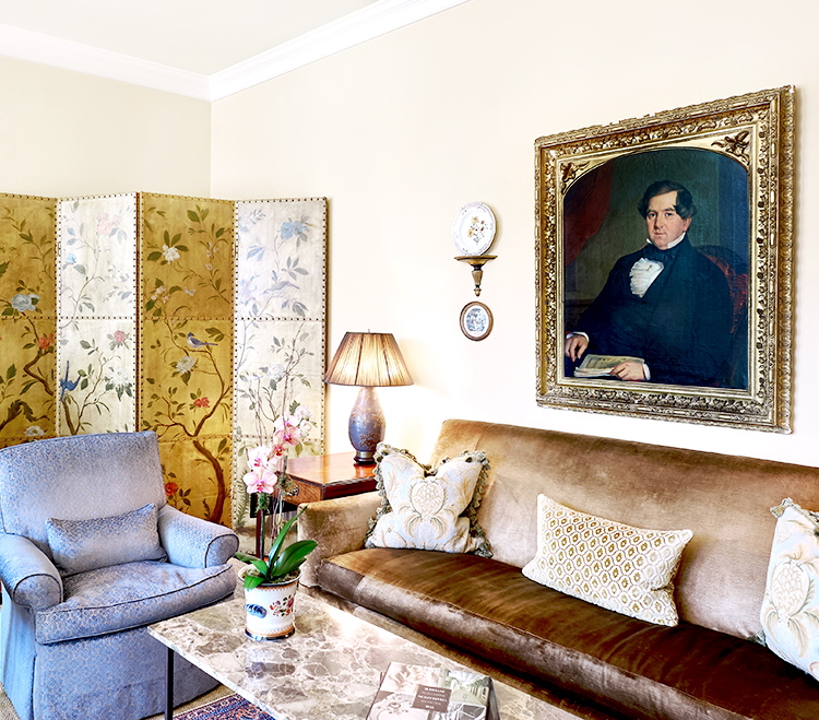 Charleston Oil painting and elegant decor at this Charleston hotel